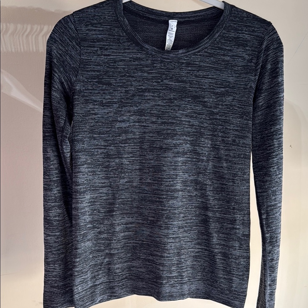 Lululemon swiftly tech long sleeve
